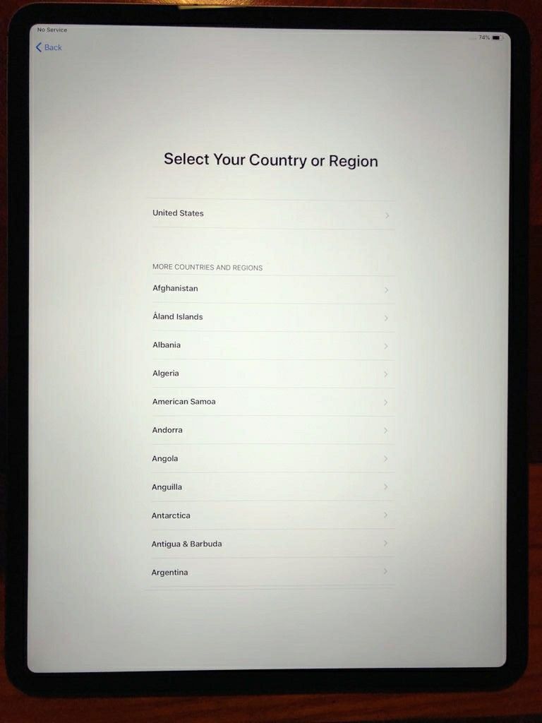 New Apple iPad Pro 3rd Gen. 1TB, Wi-Fi + Cellular (Unlocked), 12.9in - Space Gray