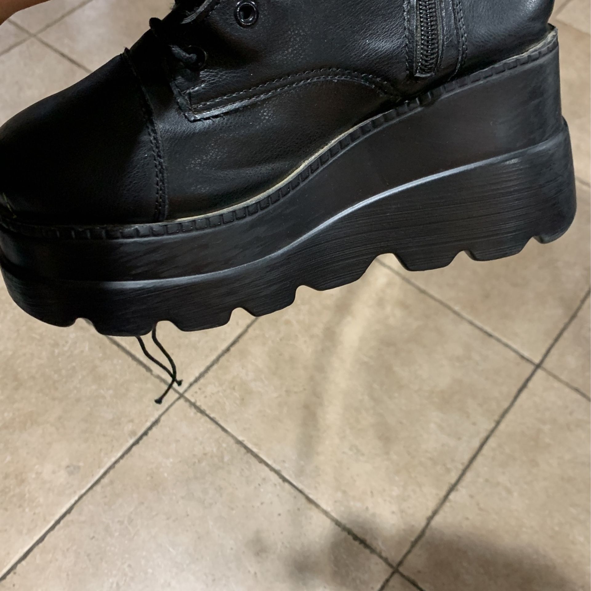 Knee High Black Boots Size 7