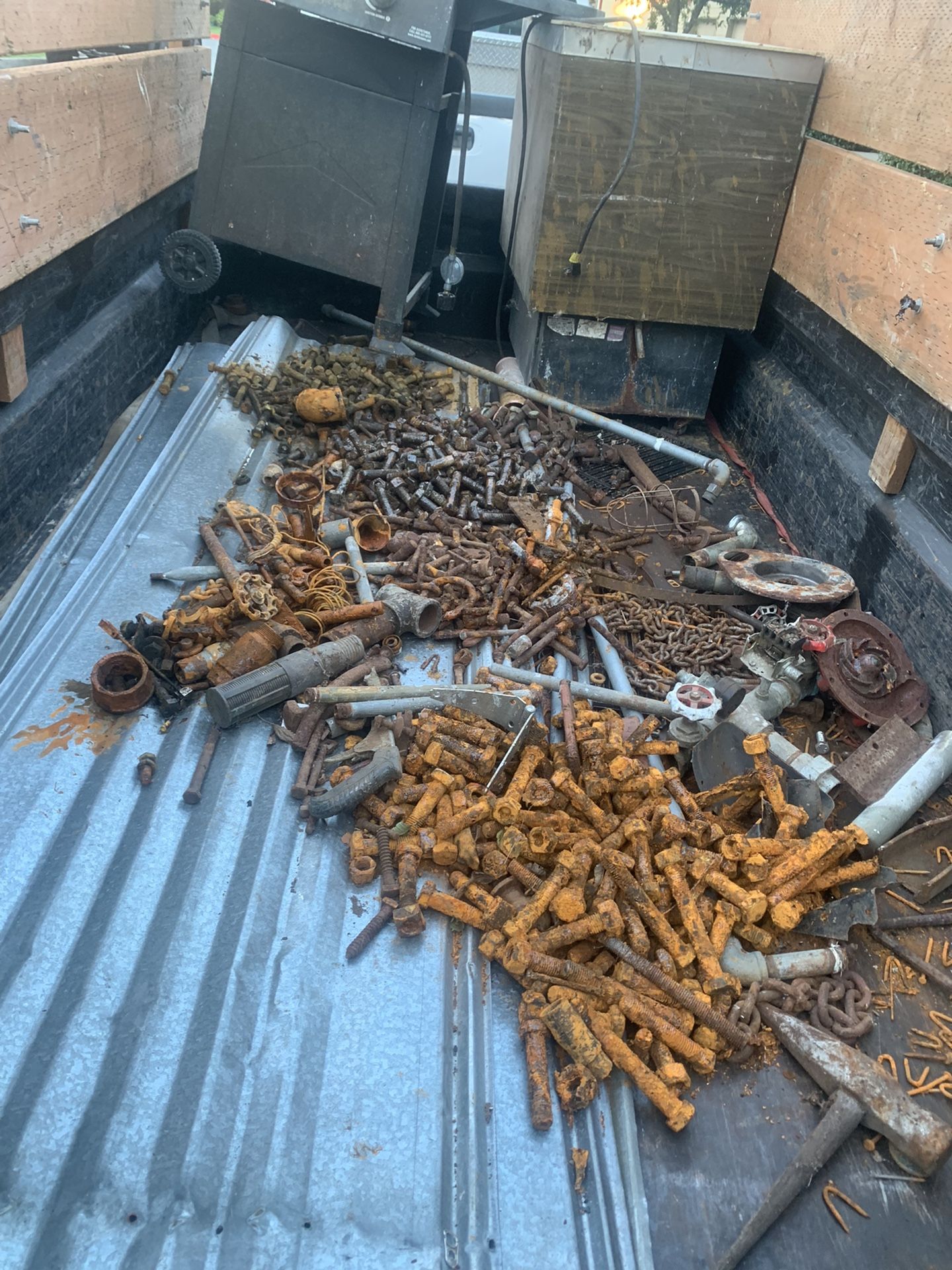 I Pick Up Scrap Metal