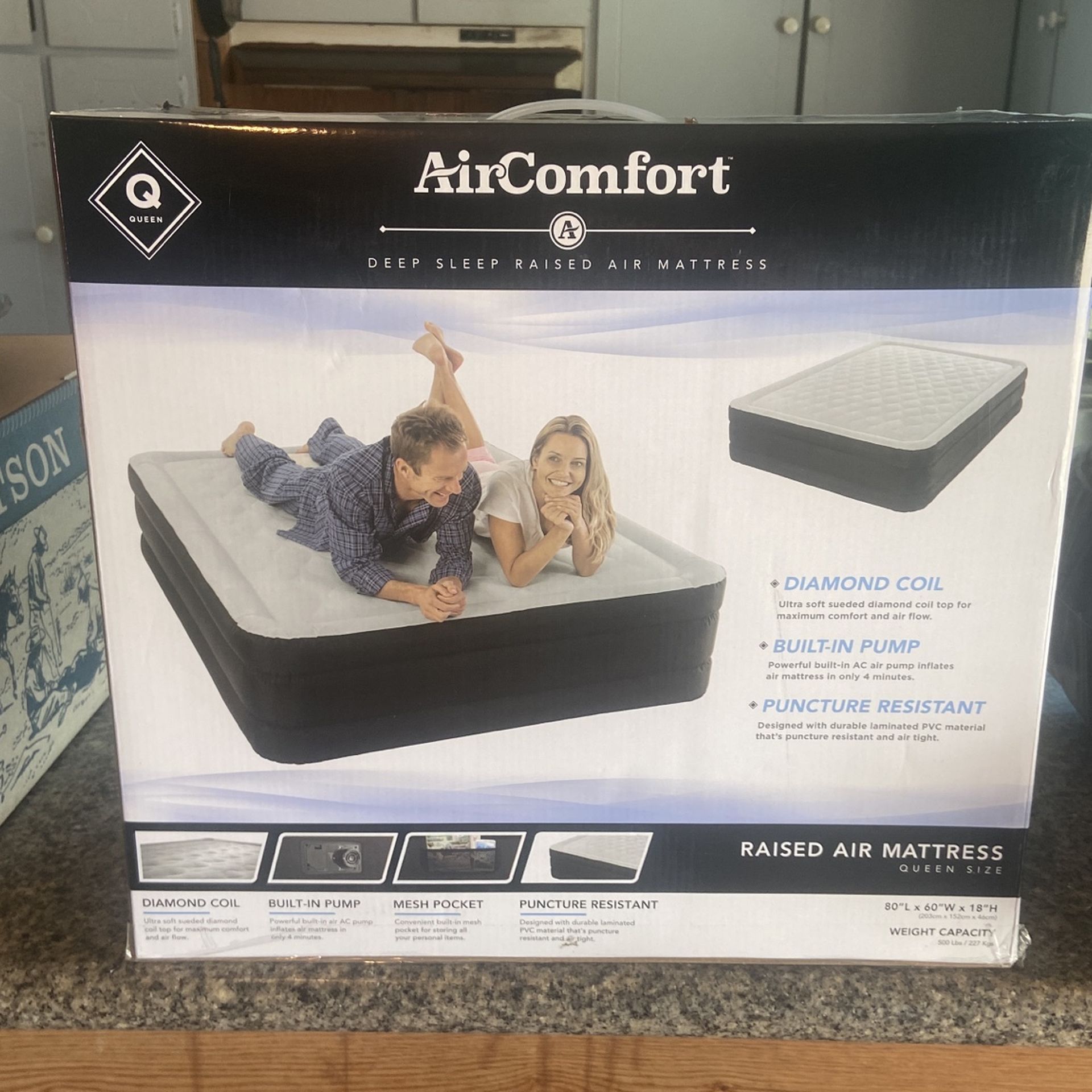 Raised Air Mattress queen size brand new still in the box