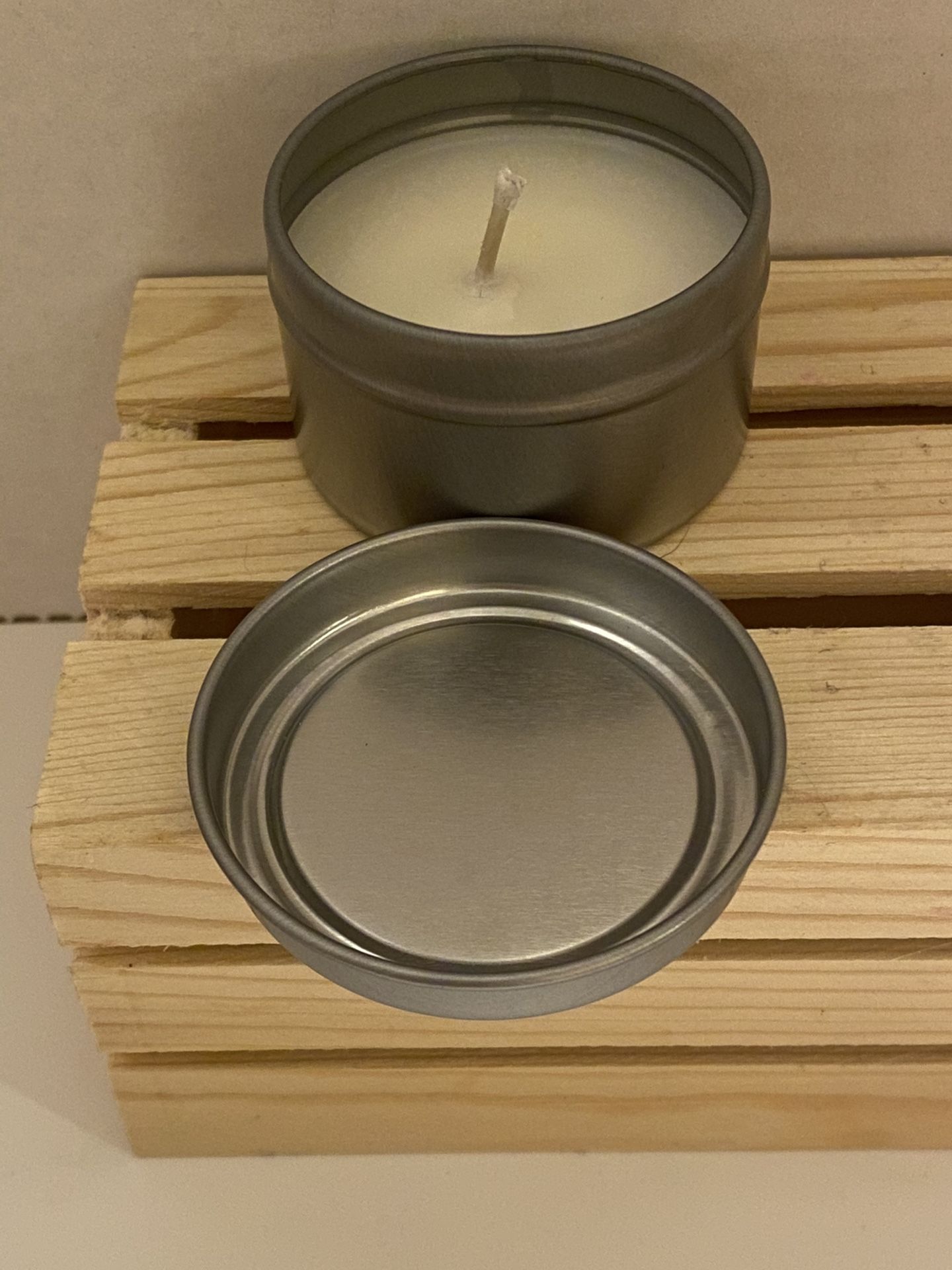 Hand Poured 2oz Soy Candle(You pick scent)