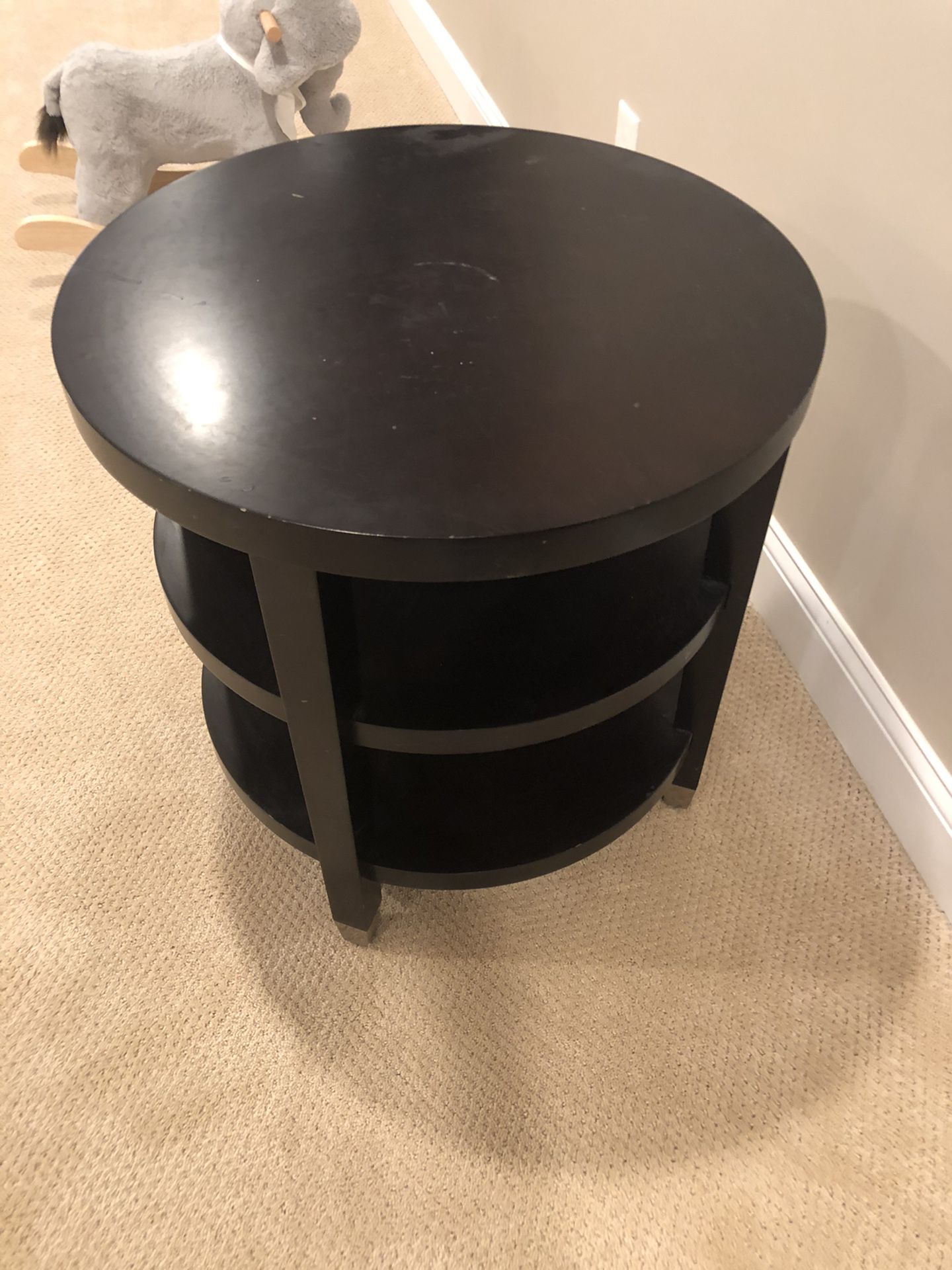 24” Round Wooden End Table