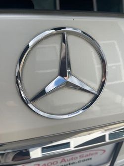 2011 Mercedes-Benz GL 450 4MATIC Thumbnail