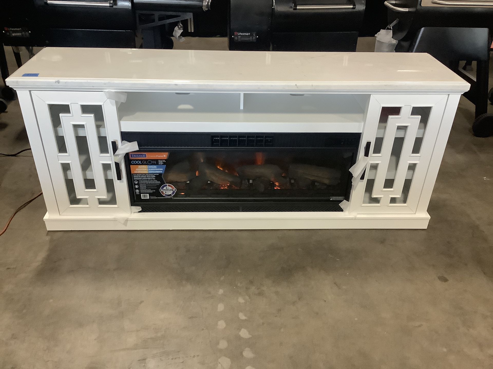 Tresanti Kerrigan TV Console with ClassicFlame CoolGlow 2in1 Electric