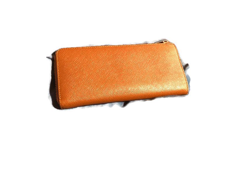 Preowned Leather Jet Set Travel Michael Kors Large Quarter Zip Wallet