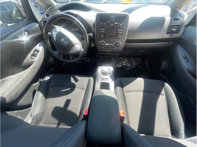 2015 Nissan LEAF
