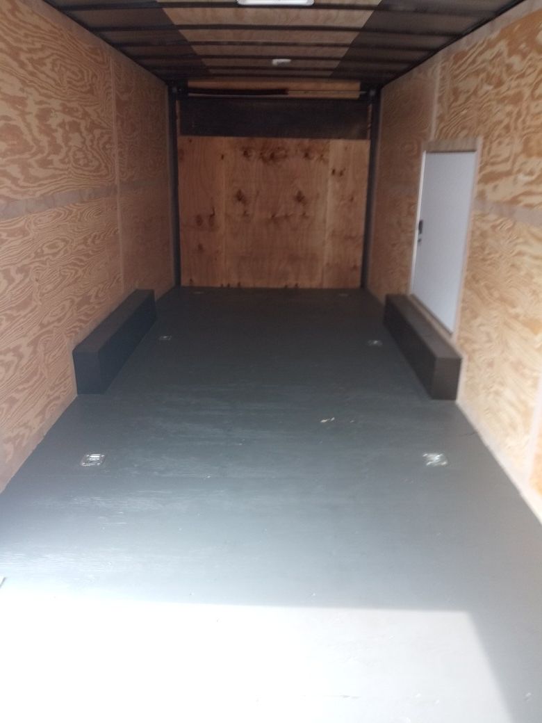 VNOSE ENCLOSED TRAILERS NEW 20FT 24FT 28FT 32FT RACE CAR