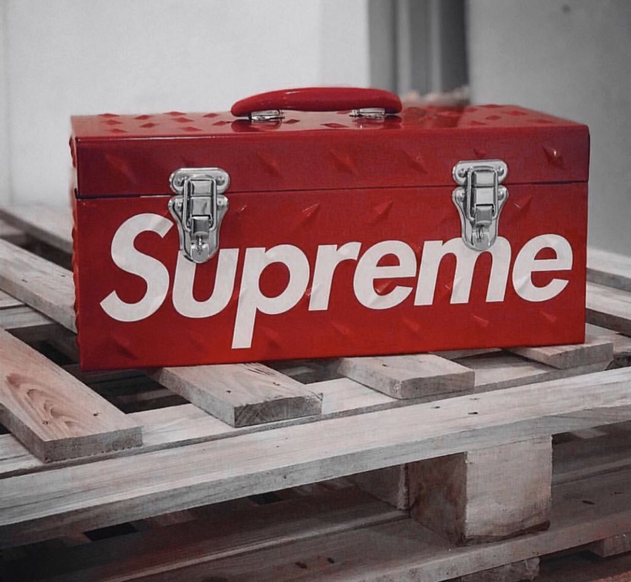 超歓迎お得 Supreme - Supreme Diamond Plate Tool Boxの通販 by