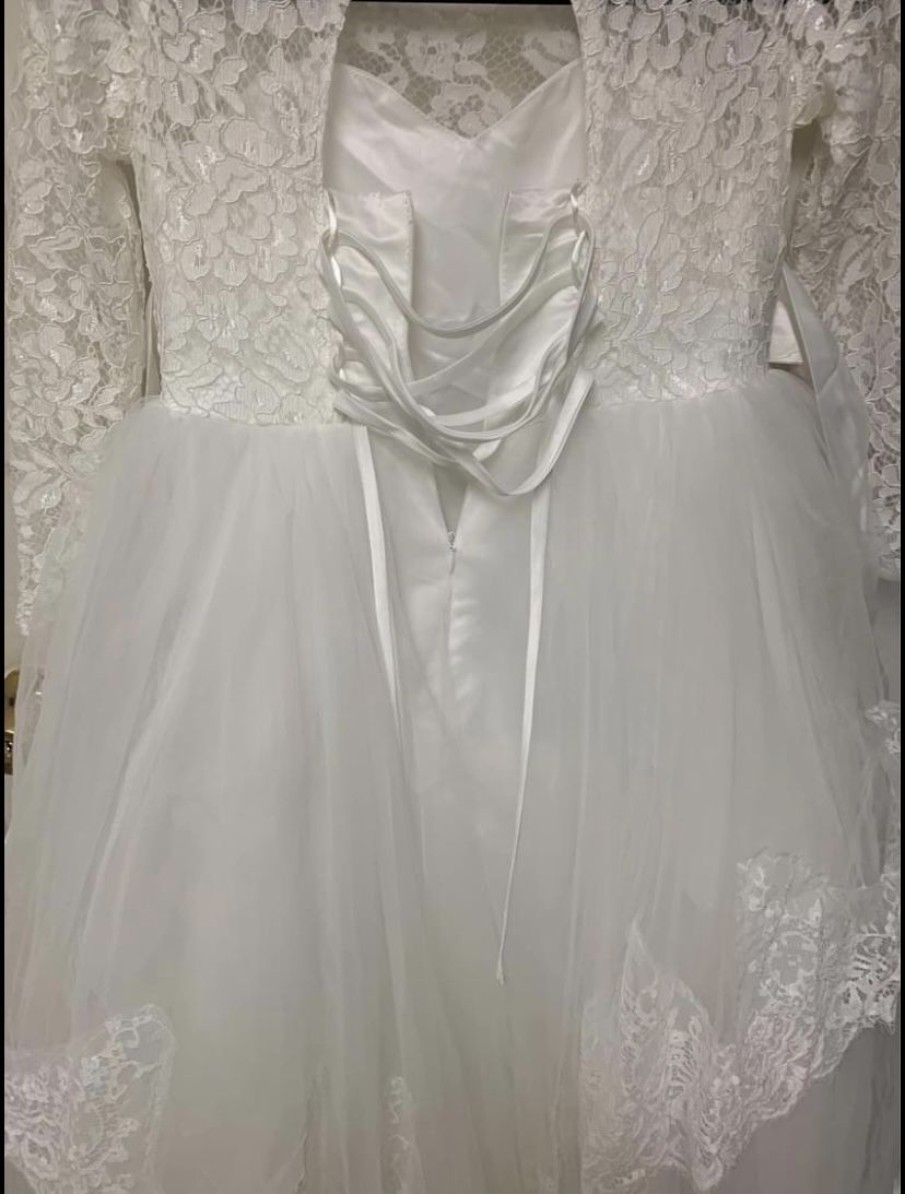 New White Wedding /Pageant Dress With Sequins In Middle / Lace Sleeves Size Youth 12/14