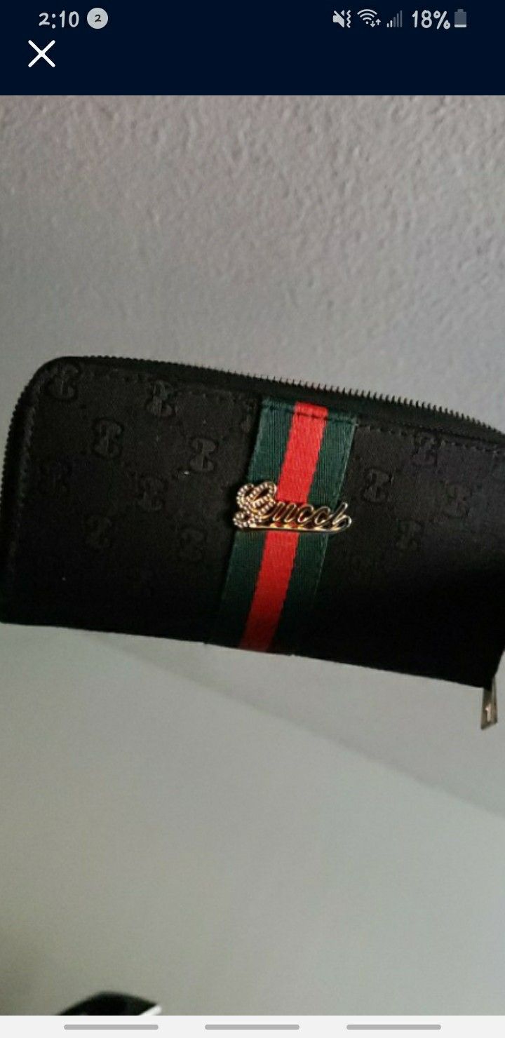 Gucci Supreme Wallet Black Green Red