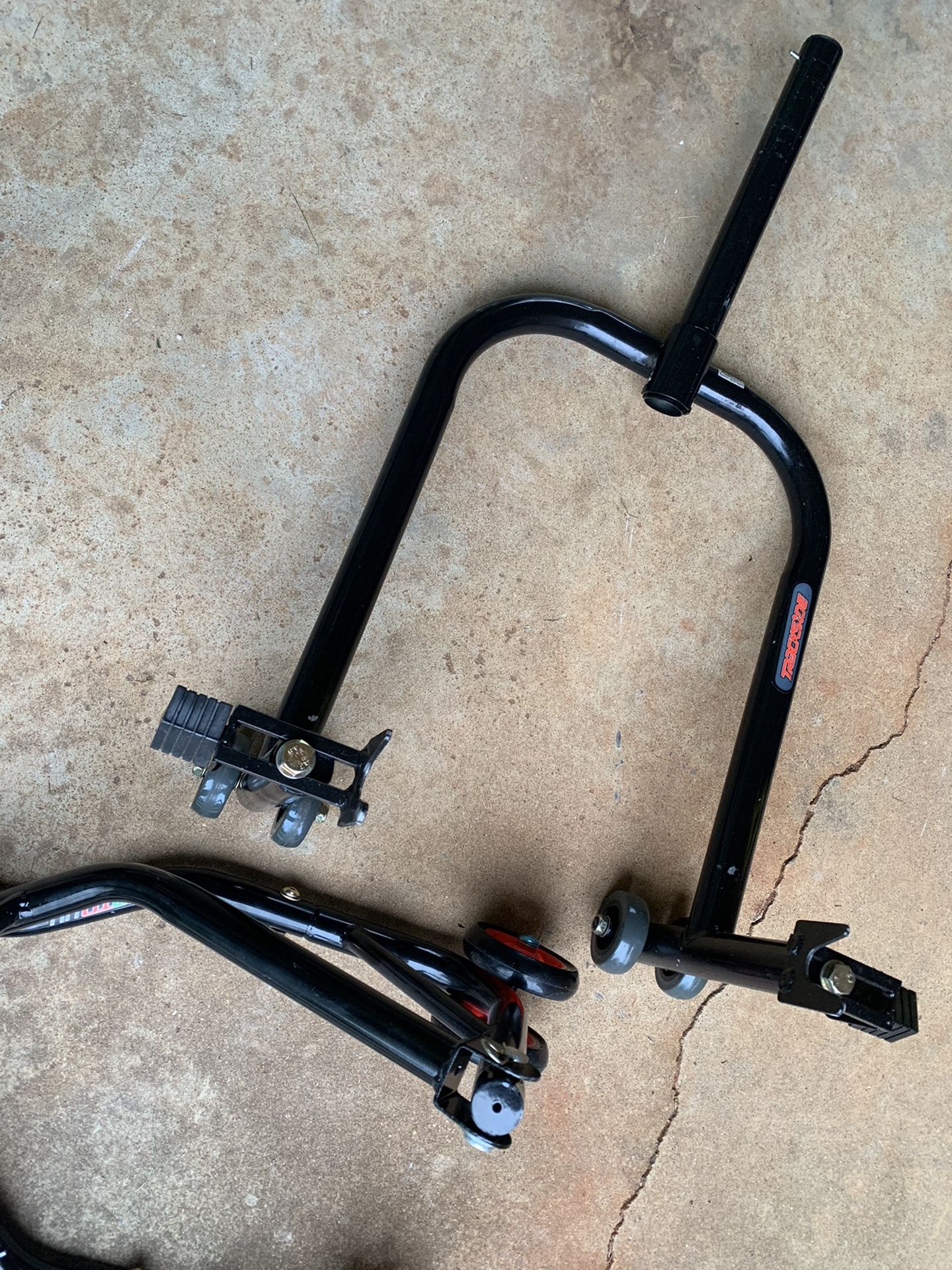 Front And Rear Stands