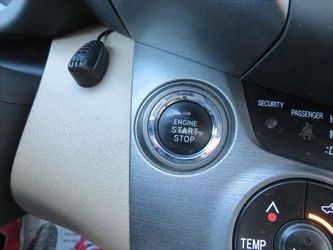 2011 Toyota RAV4 Thumbnail