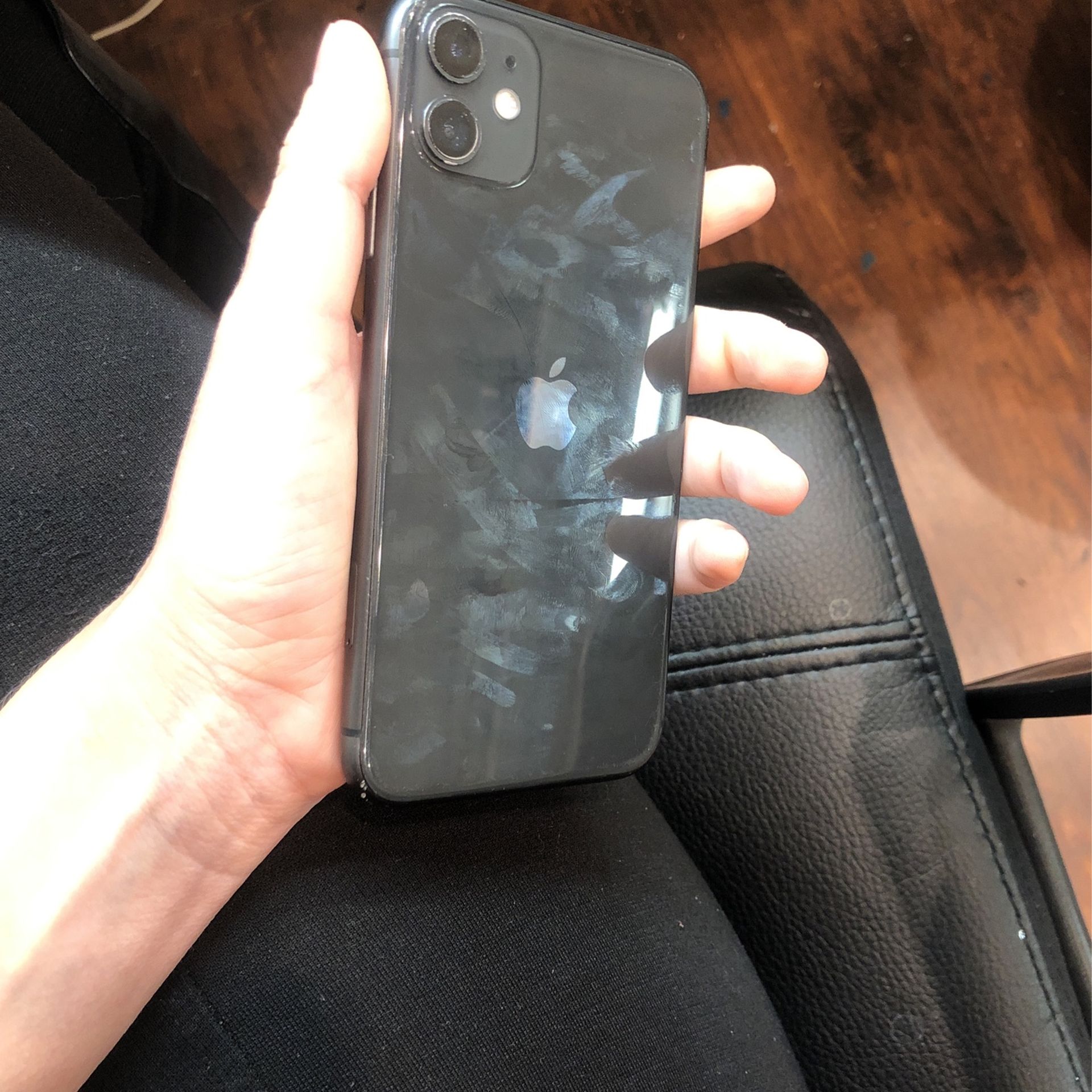 iPhone 11 64GB Unlocked