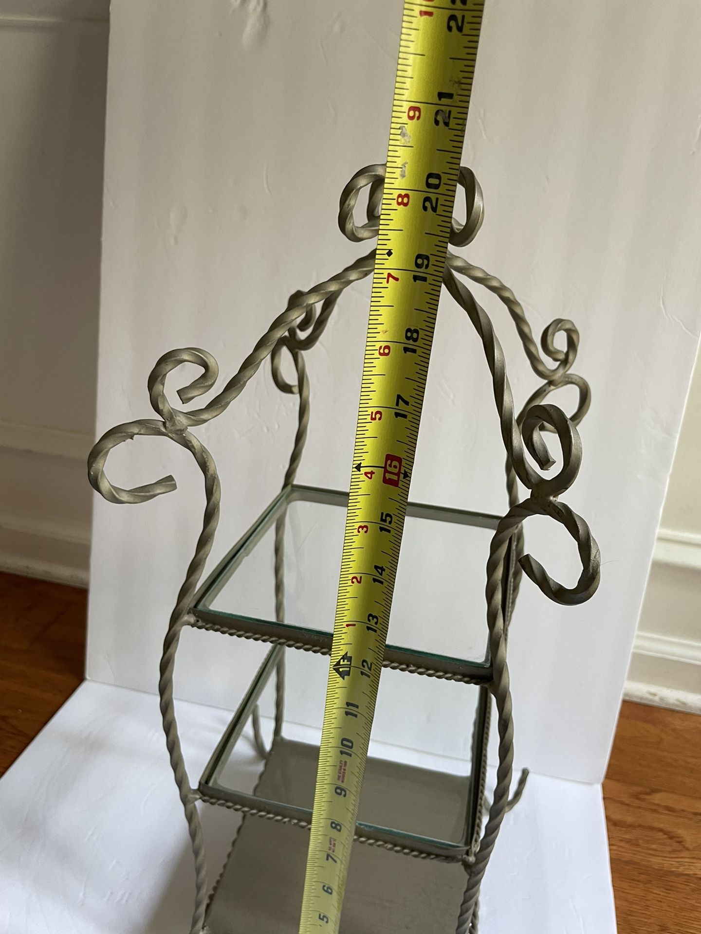 Three - Level Metal/Glass Decorative counter Shelf