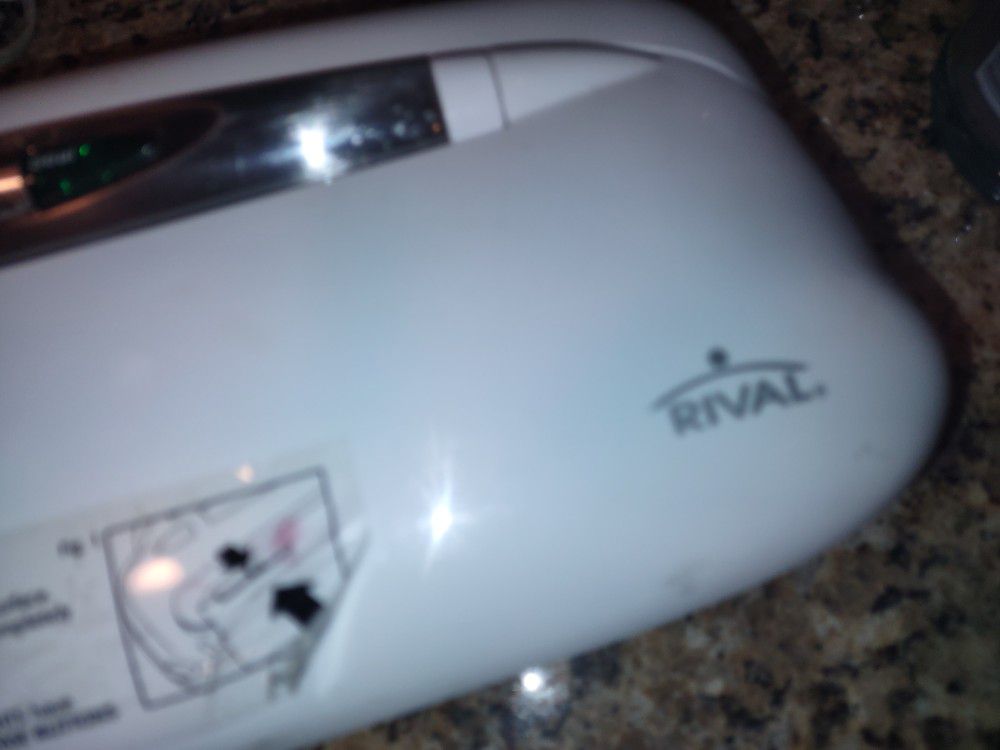 Rival "Seal a Meal" Vacuum Sealer