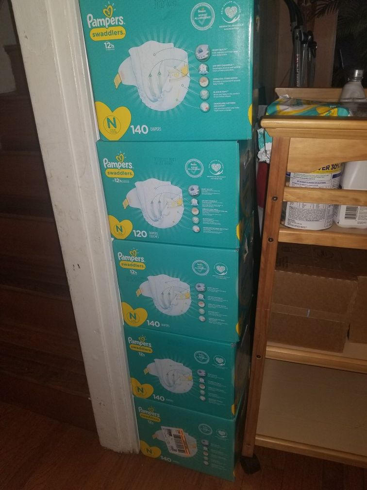 2 boxes Pampers swaddlers size newborn 140 count each box
