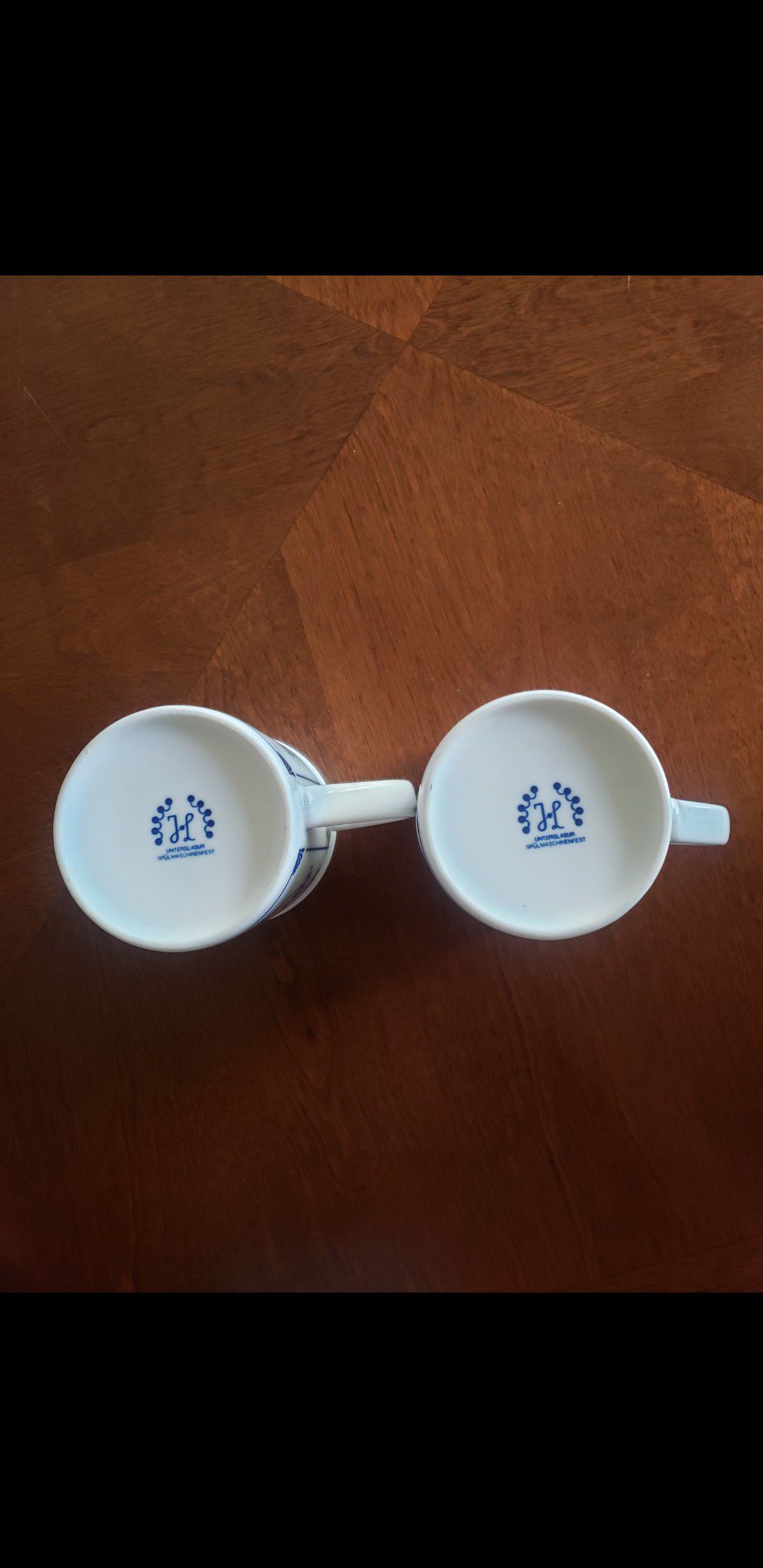 Pair German UNTERGLASUR SPULMASCHINENFEST blue and white tea mugs Cups.
