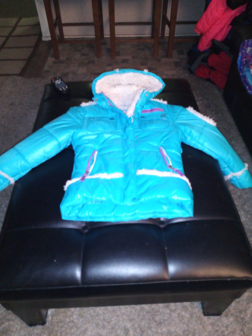 Girls Size 7 To 8 Snow Jacket Rain Jacket Made By Free Country In Brand New Condition