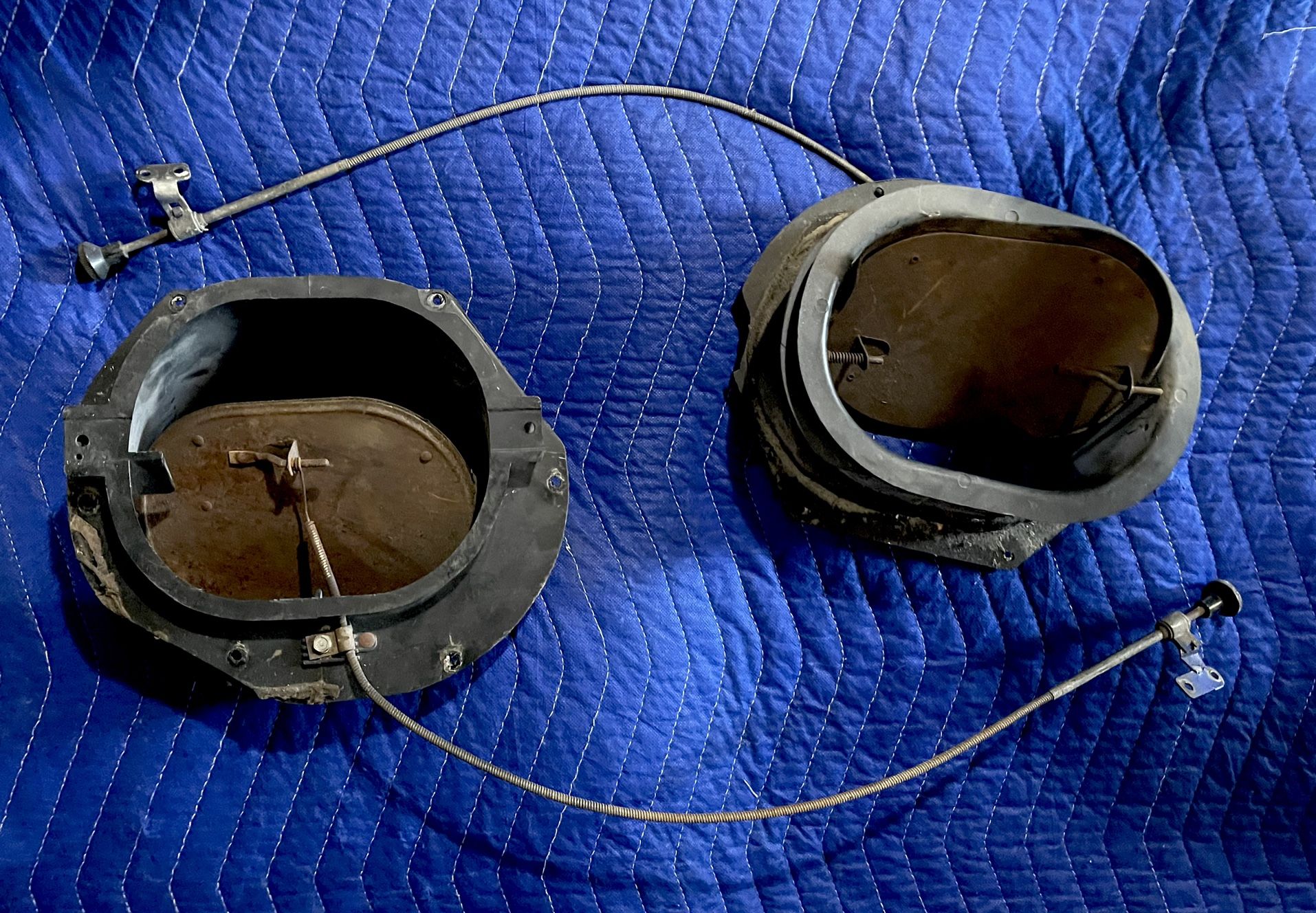 Chevrolet (GM) - Fresh Air Vents with Cable & Knob (ORIGINAL)