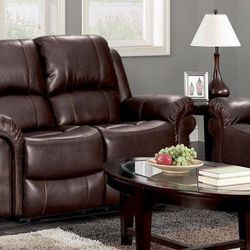 Do not delay your needs!!!GT Brown Reclining Loveseat. Next Day Delivery 🚛
 Thumbnail