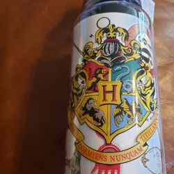 Harry Potter Gryffindor 32 Oz Water Bottle W/ Stickers NEW Thumbnail