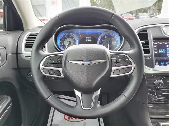 2018 Chrysler 300