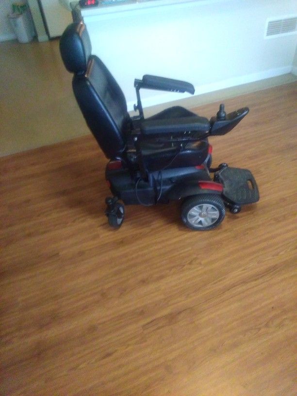 Drive Titan Power Chair
