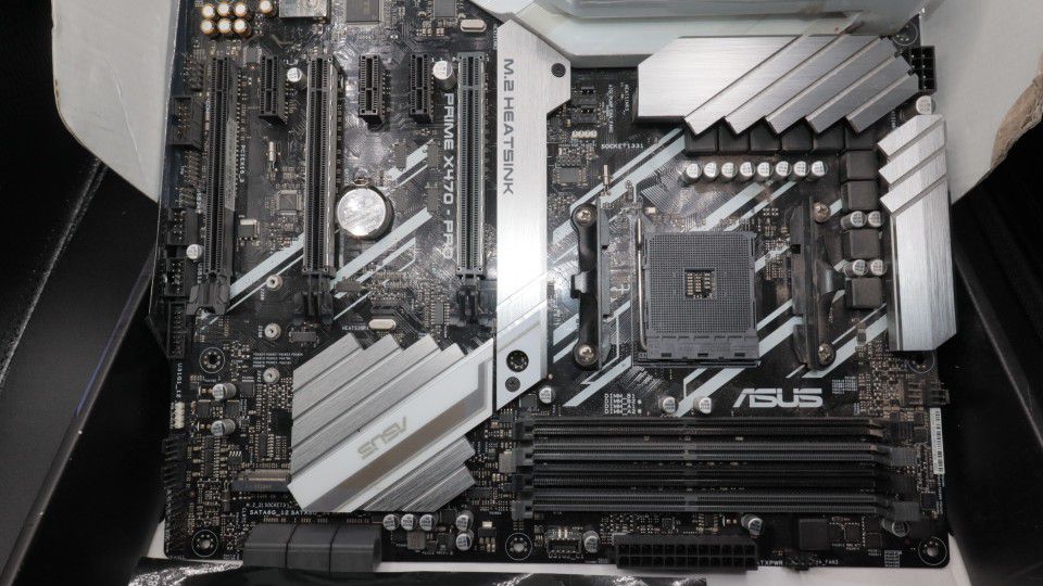 AMD AM4 ATX motherboard