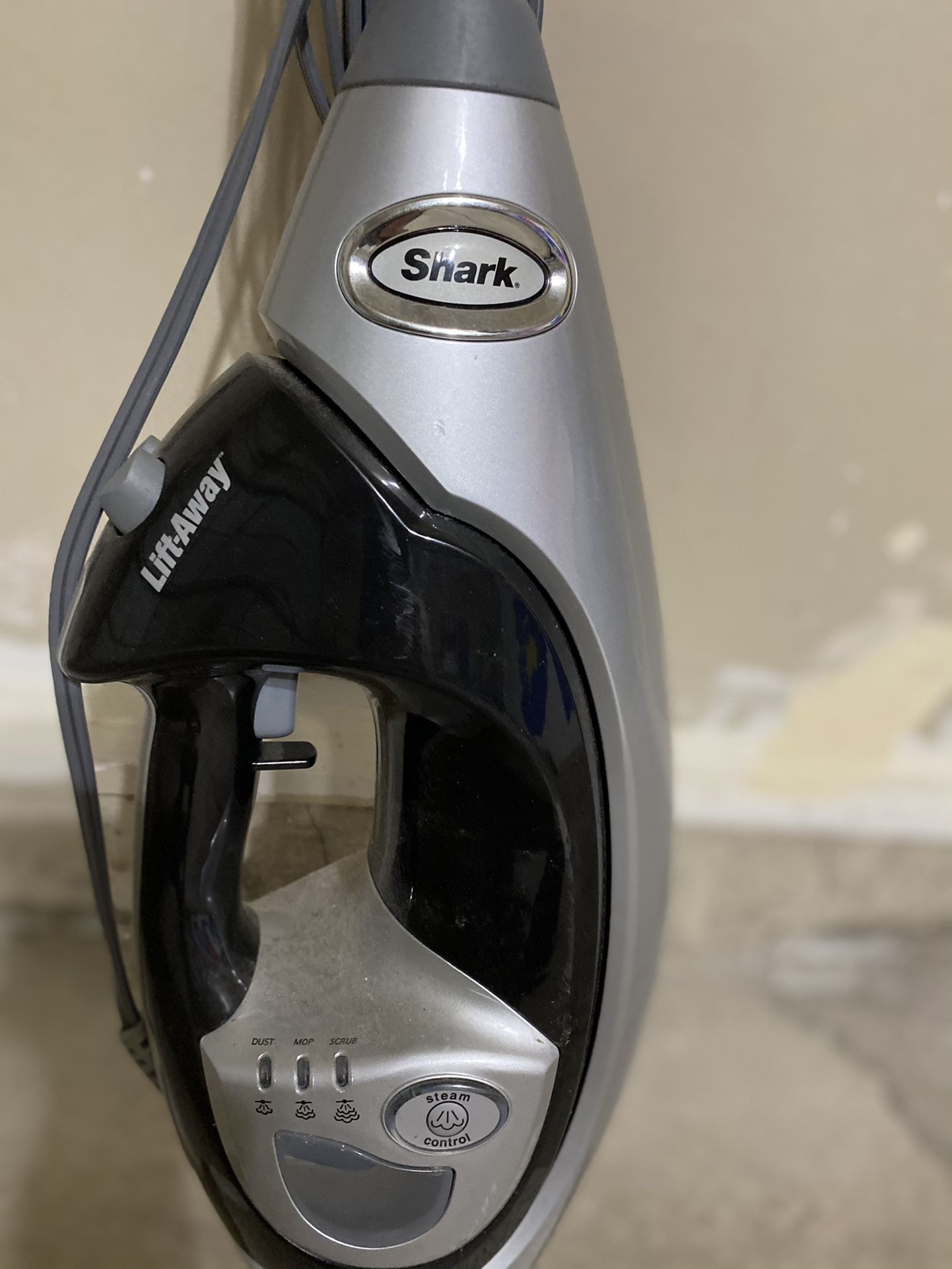 Shark® Lift-Away® Professional Steam Pocket® Mop