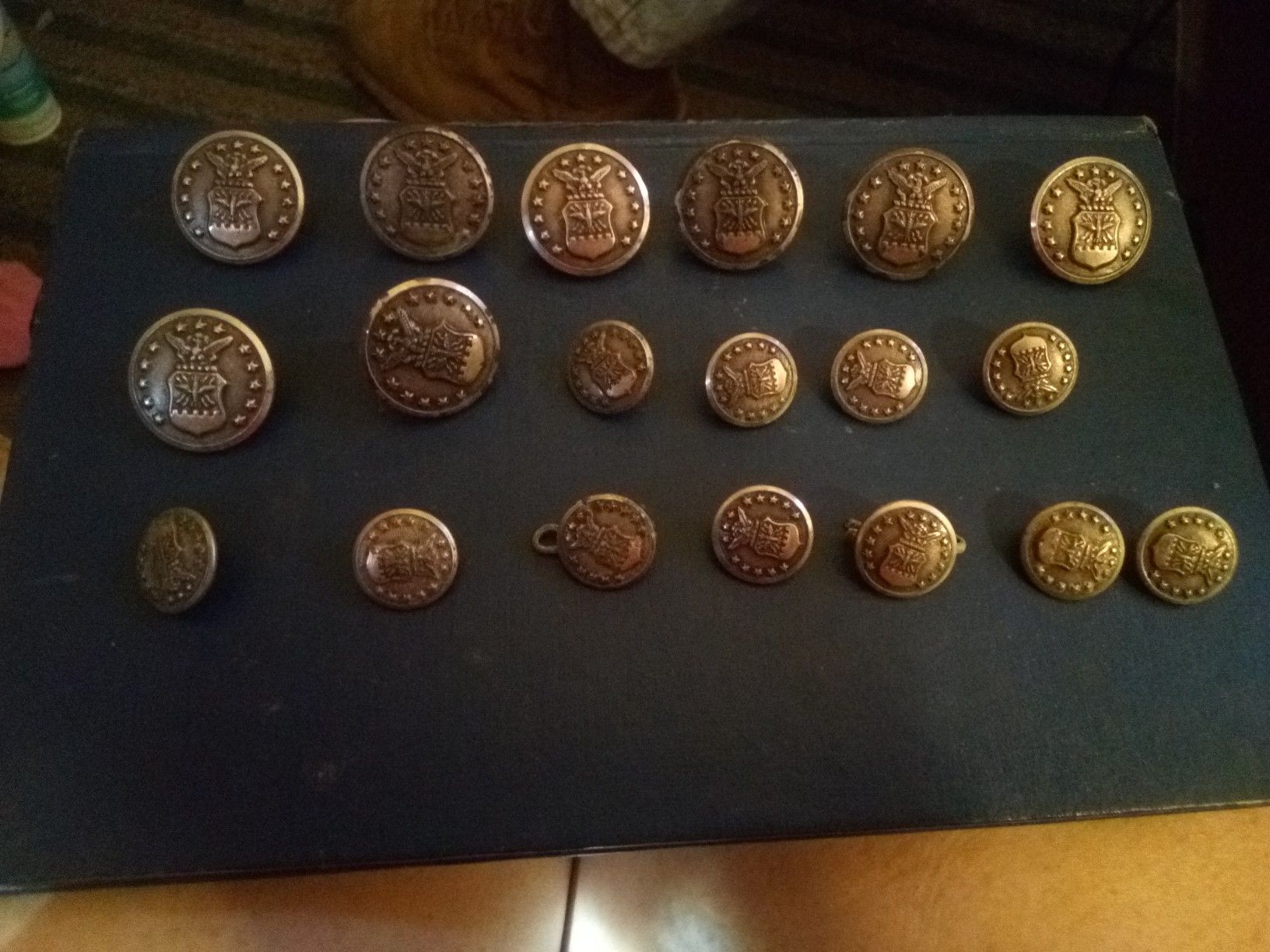 Waterbury button comp. Conn.