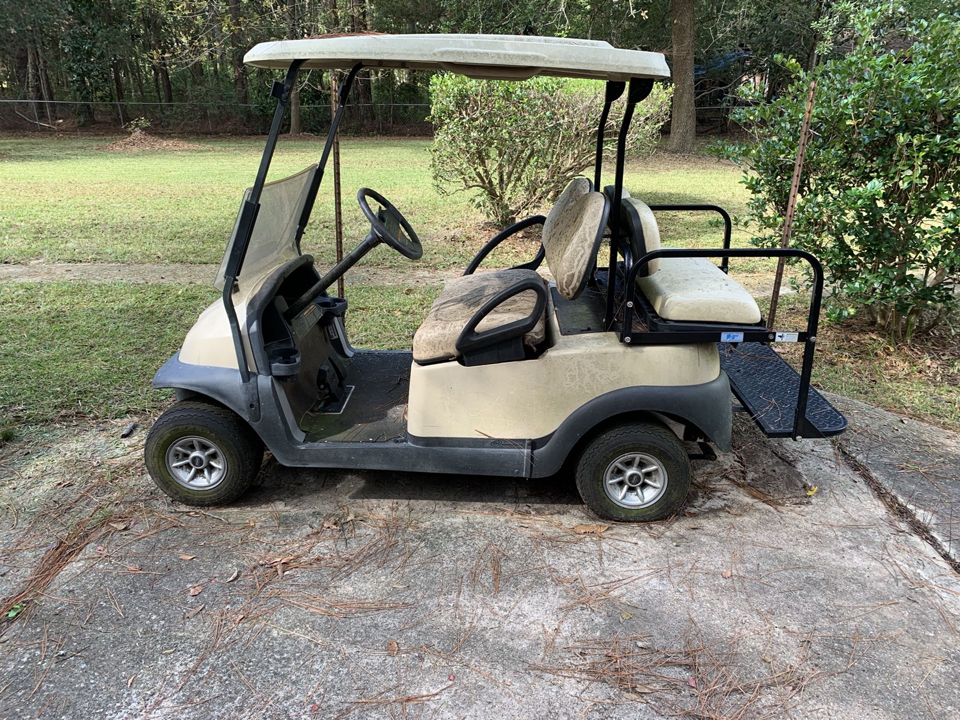 Golf Cart - Hickory Heights
