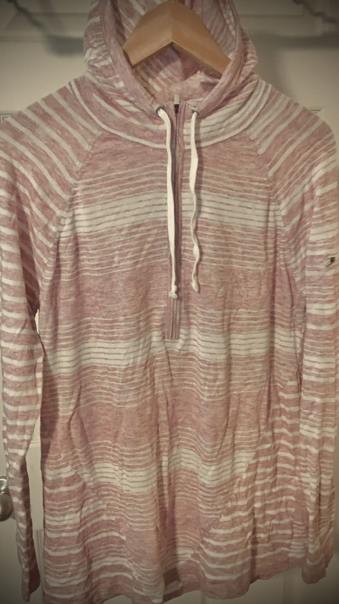 Athleta 1/4 Zip Hooded Pullover