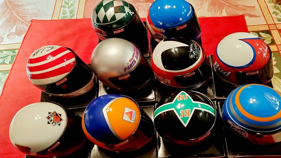 10 1/4 SCALE SIMPSON NASCAR DRIVERS HELMETS