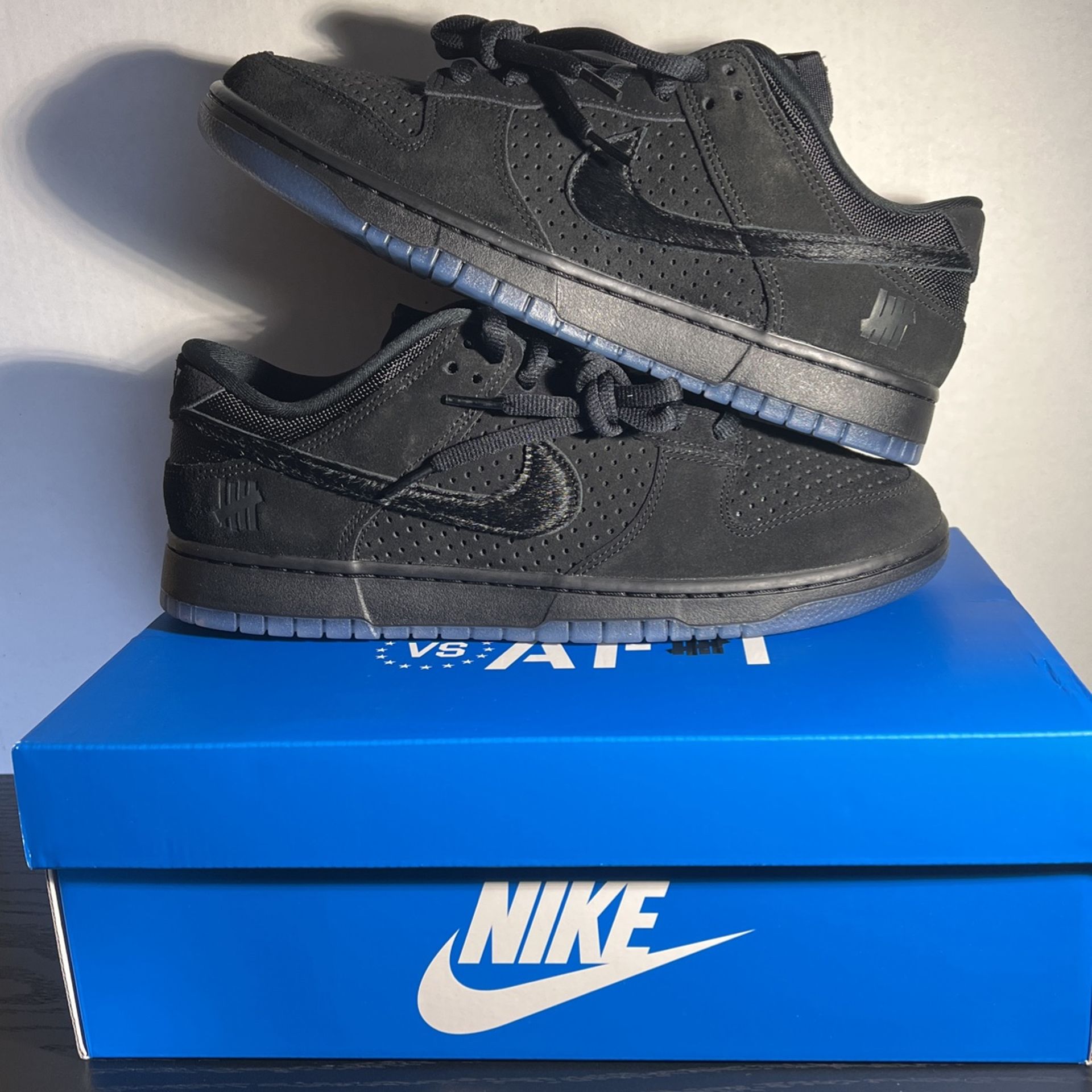 Nike Dunk Undefeated Size 12