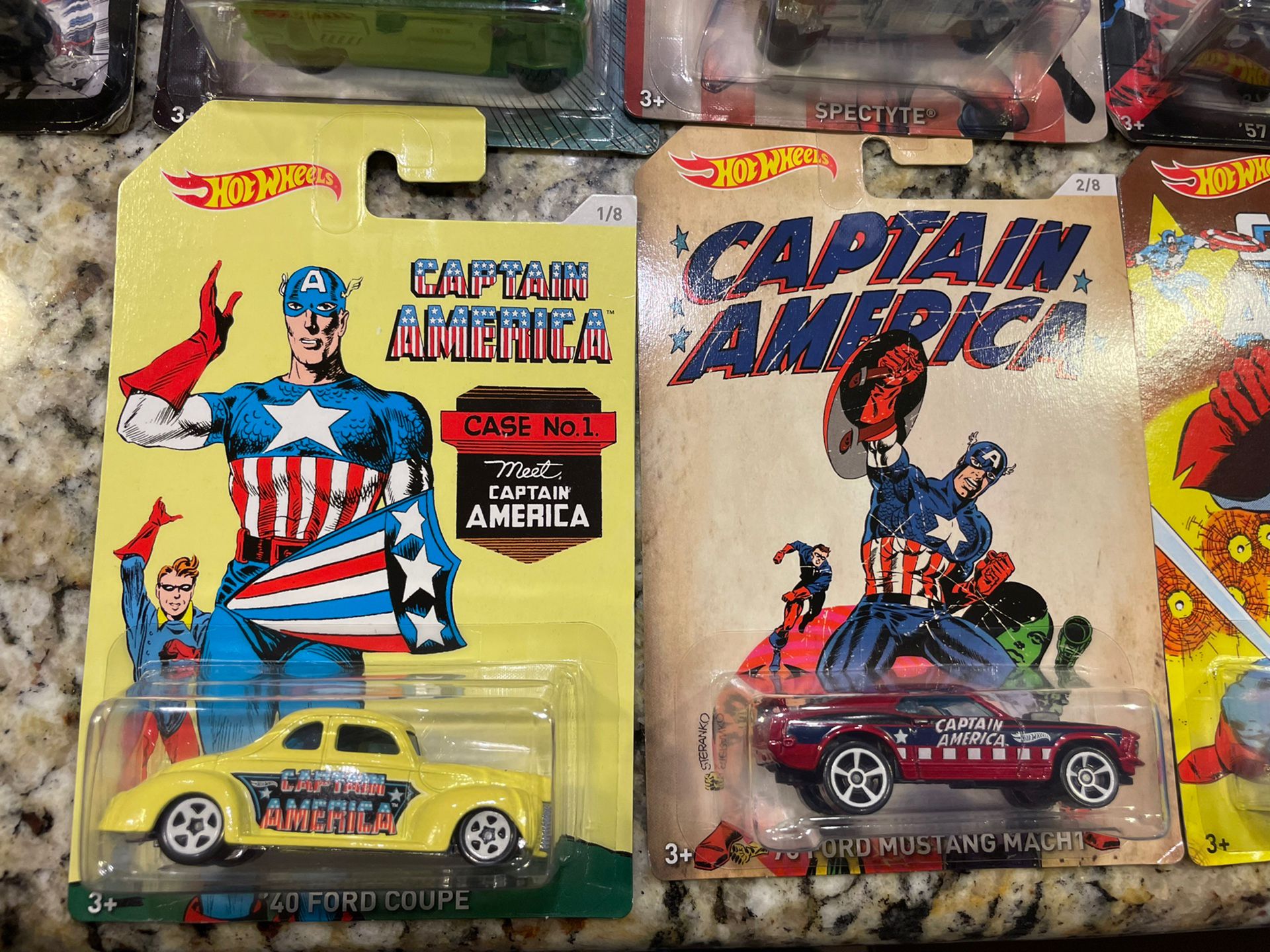2015 Hot Wheels Captain America Complete Set of 8 With 3 0f The 7 2017 Wal-Mart Exclusive Avengers Set