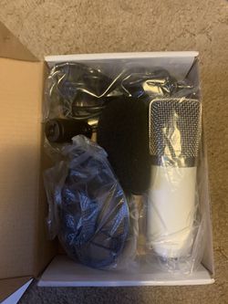 Brand New Professional Condenser Microphone Thumbnail