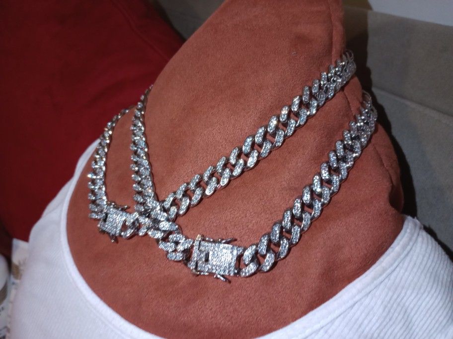 🔥⭐🏆🔥one 18" chain🥶Unisex🥶Real Lab Diamond💎Read on tester☑️ Video proof🎥" Look like money without overspending"👀They sparkle identical to Natur