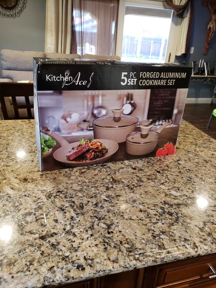 Cookware set new