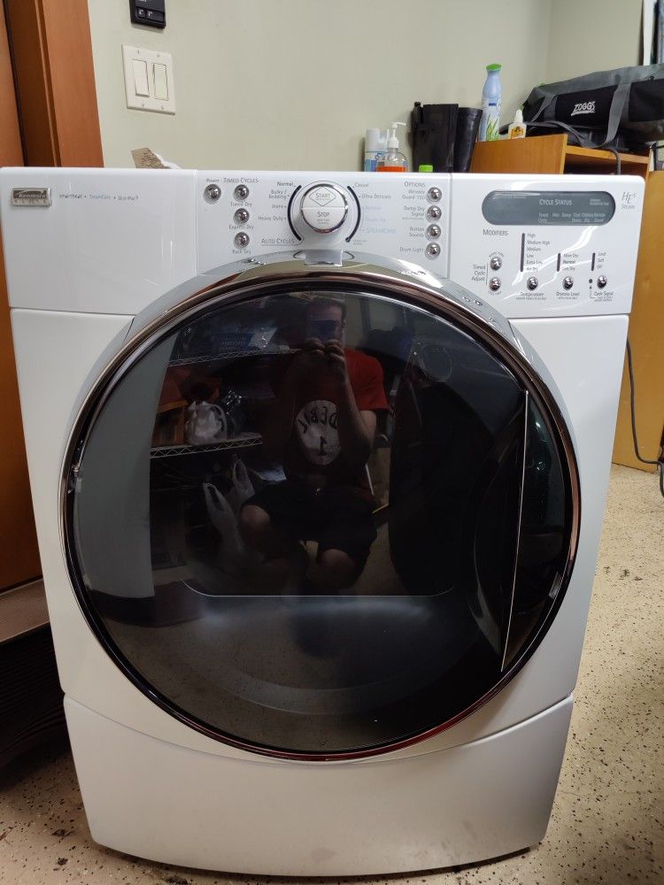 Kenmore Elite HE5 Steam Electric Dryer Model 110.8772* for Sale in Redmond, WA OfferUp