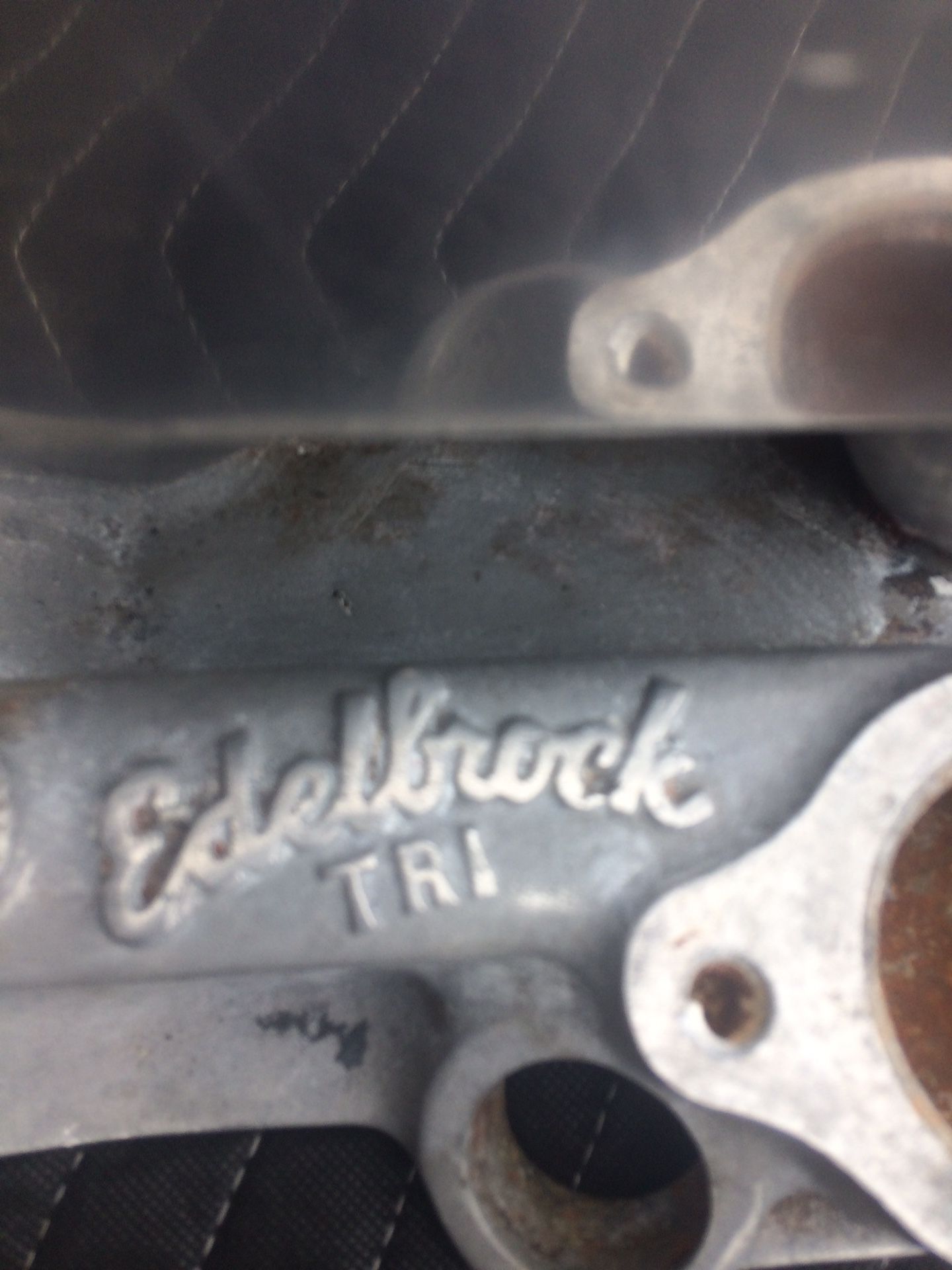 SBC Edelbrock TR1 polished tunnel ram for Sale in East Palestine, OH