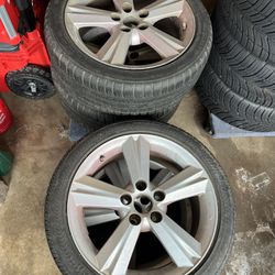 215/45r17 On 5x114’s With An Extra Rim Thumbnail