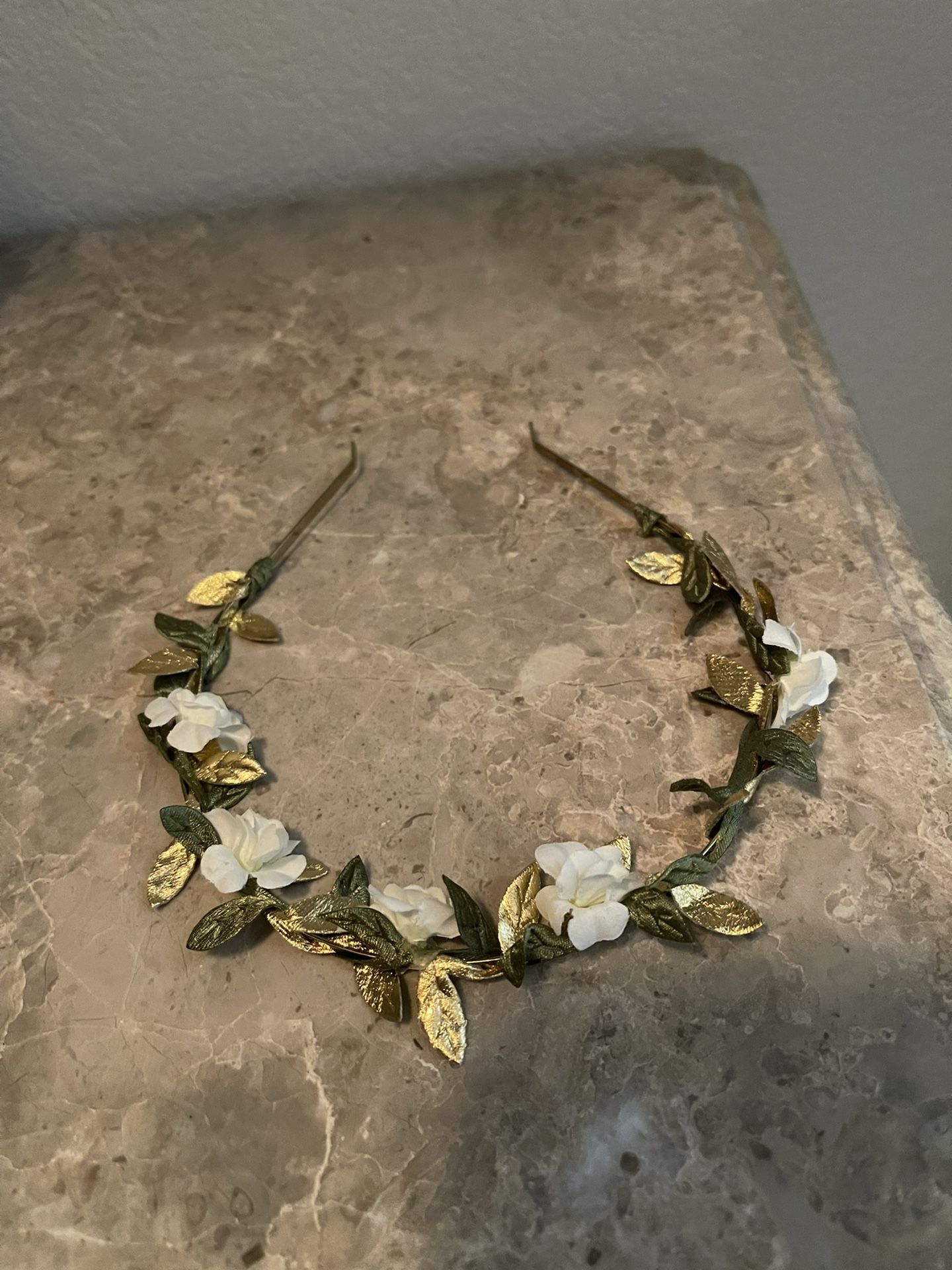Wedding Dress 、crown
