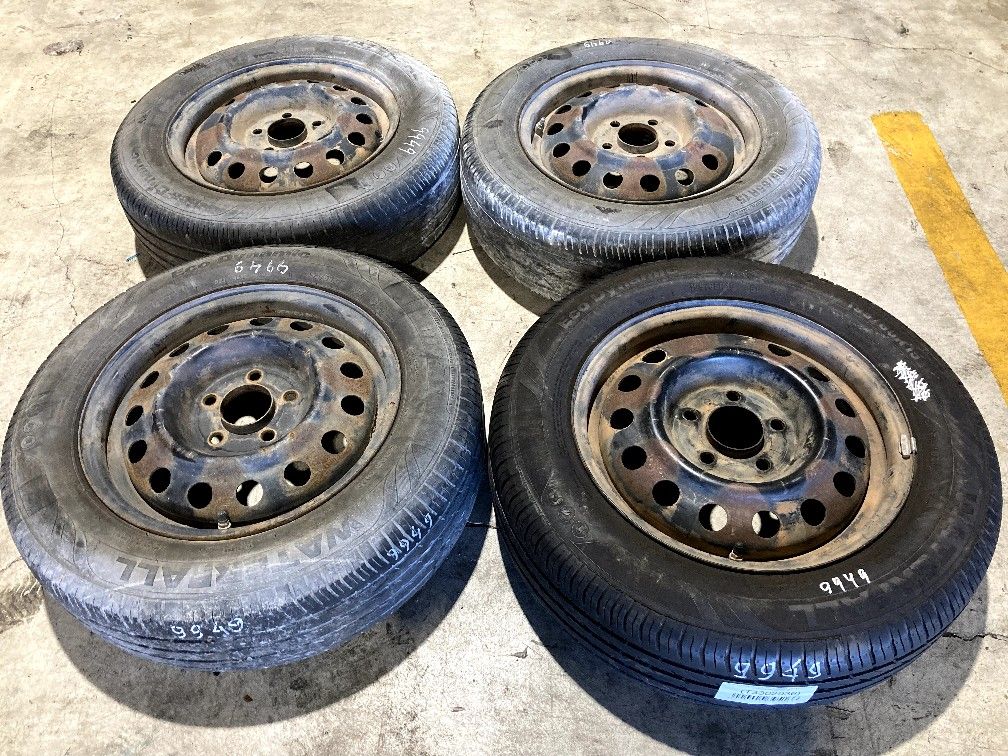 Rims And Tires 15" For 2008 Hyundai Elantra Stock 89949