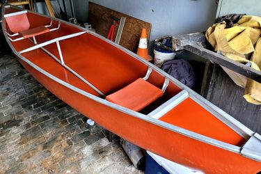 15 Foot Coleman Canoe Great Condition Thumbnail
