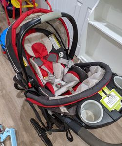 Graco Stroller And Car Seat Travel System $100 OBO Thumbnail