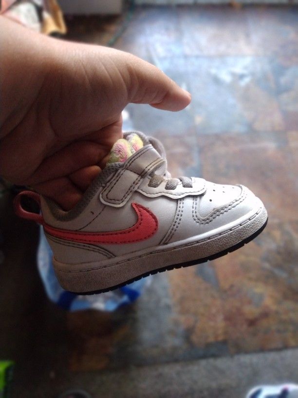 Lil Girls Nike 5c
