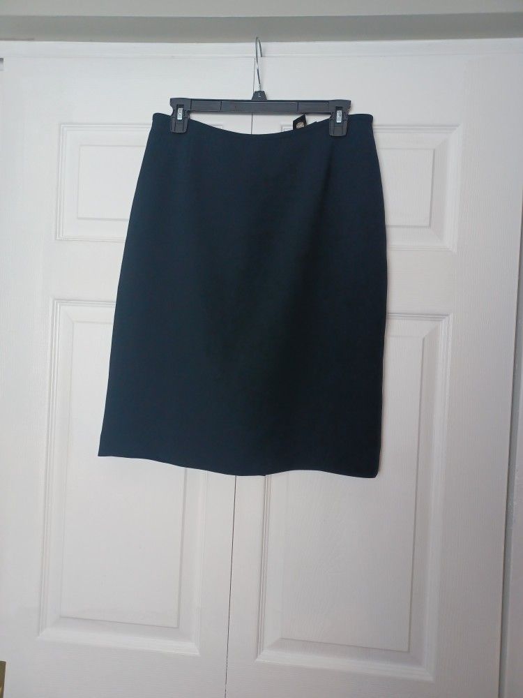 Women's Black Pencil Skirt Size 6Pre-owned