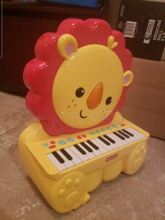 Fisher Price Piano Lion
