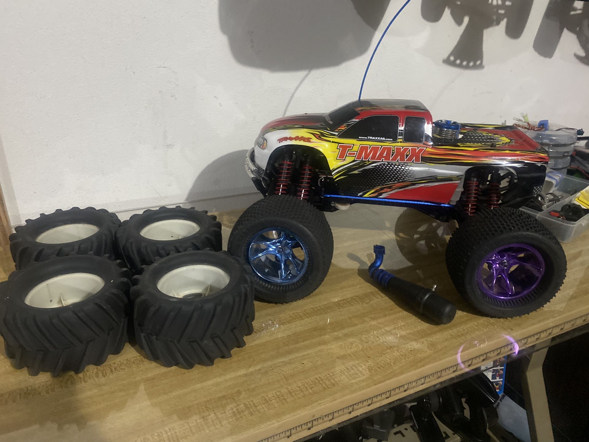 Traxxas Tmaxx Like new Rtr! Open To Local Trades For Other Rc’s