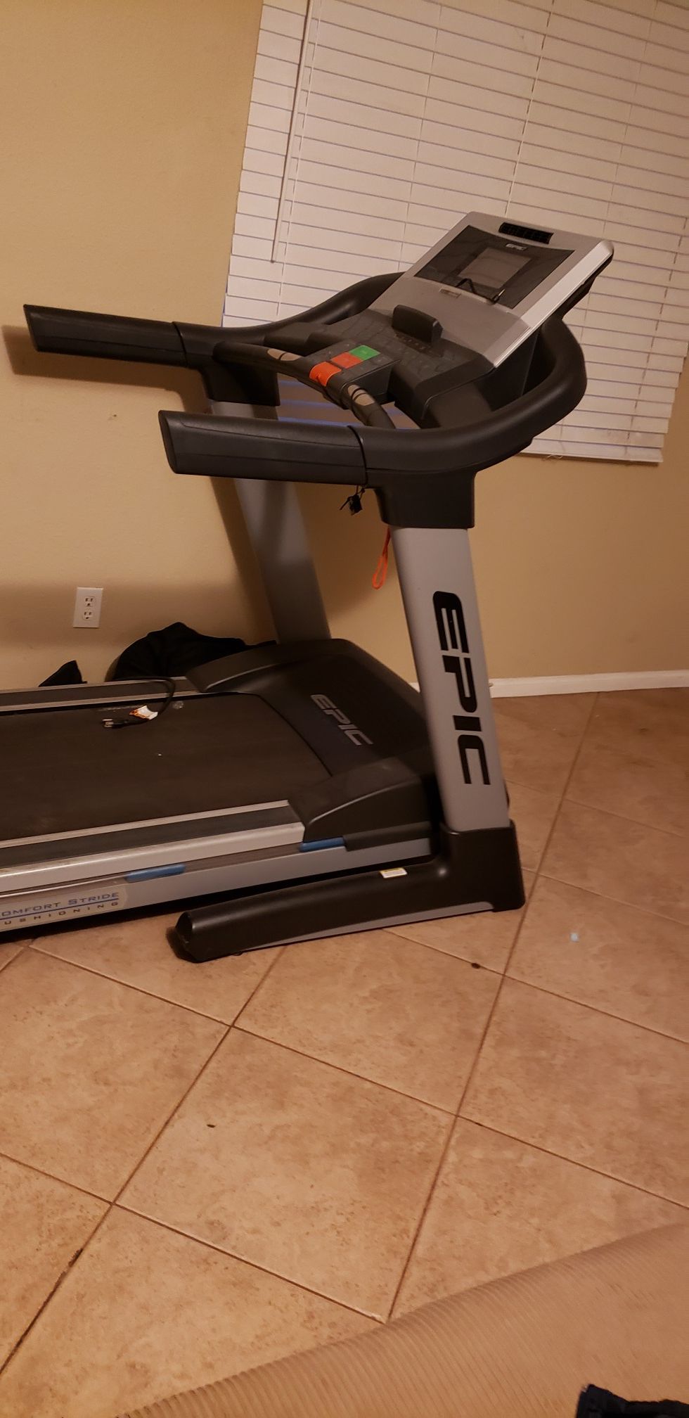 Treadmill Epic view 550 model for Sale in Chula Vista, CA OfferUp
